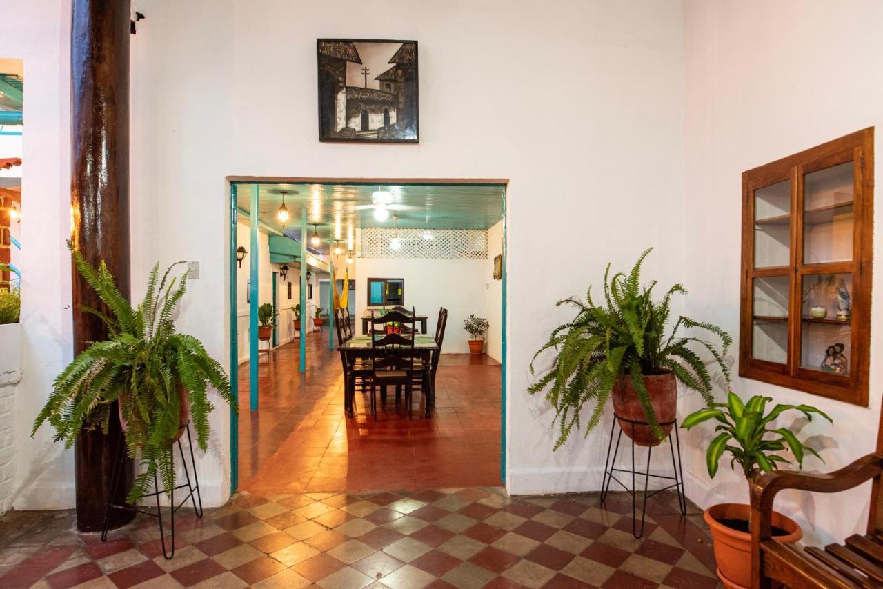 Hostal Victoria Granada Exterior foto